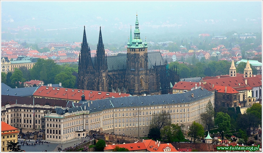 PRAGA - co warto zobaczyć PETRZYN
