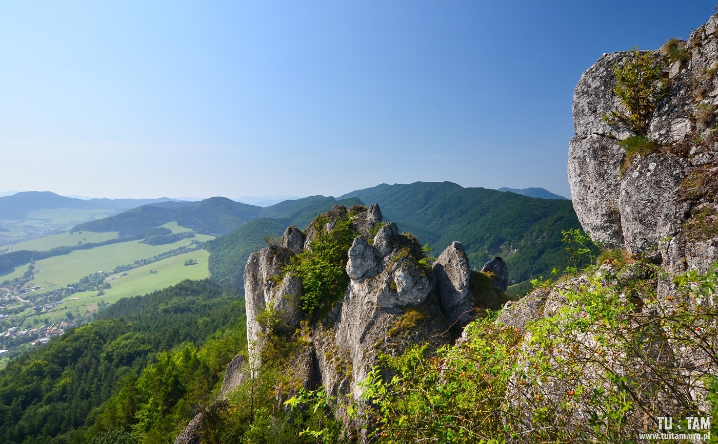 Sulowskie Skały na Słowacji – widok na formacje skalne