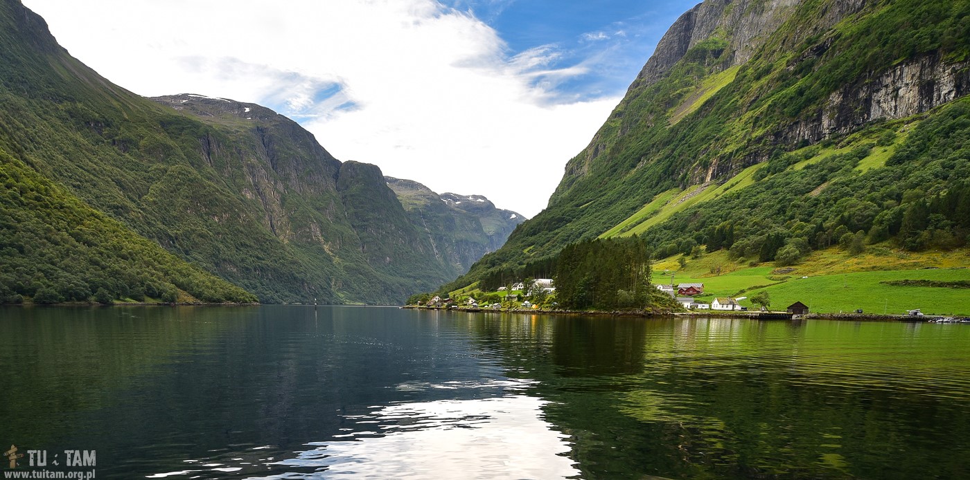 Rejsy po fiordach Norwegii promem