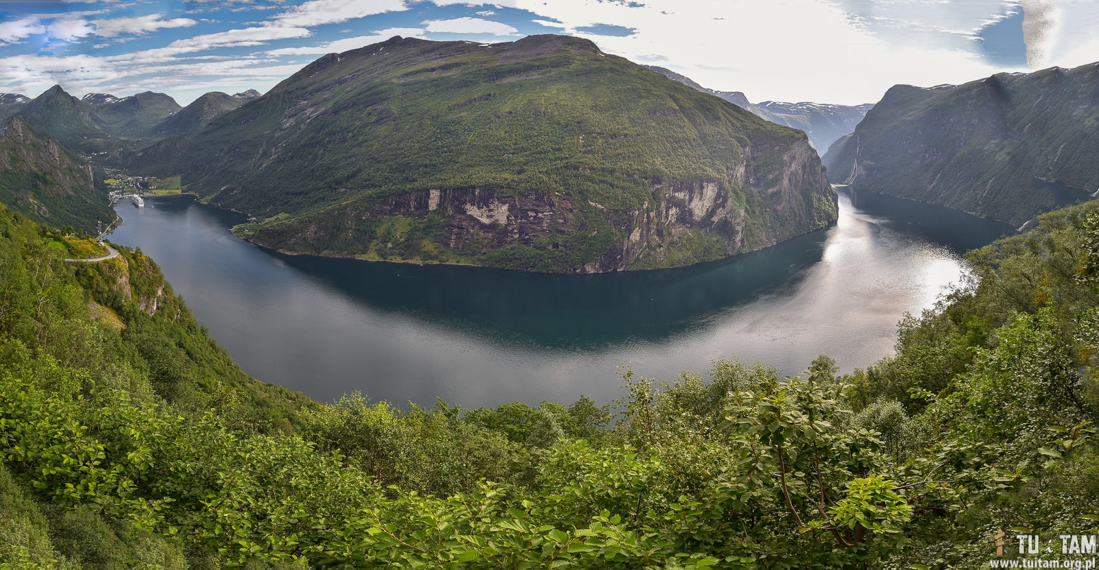 Geiranger co warto zobaczyć droga orłów