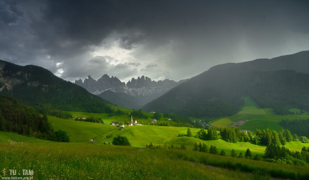 DOLOMITY - szlaki, historia i praktyczne wskazówki