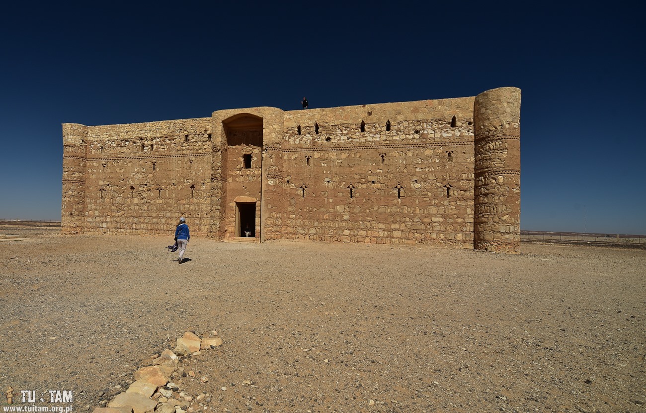 Qasr Al-Kharranah – pustynny zamek w Jordanii
